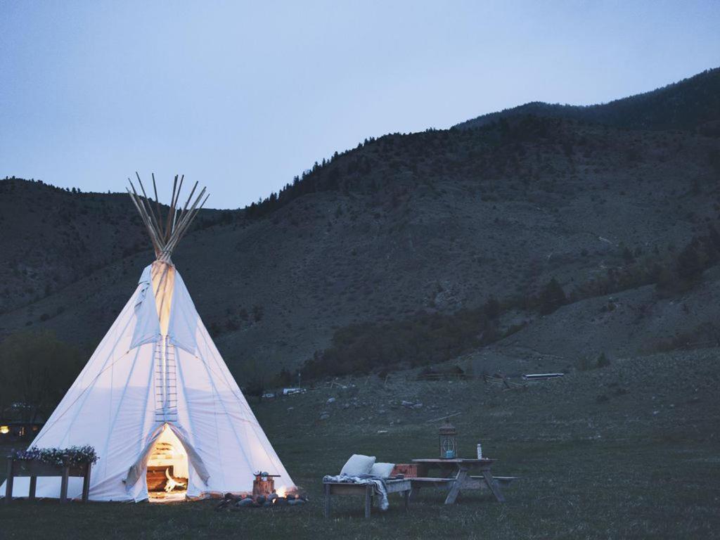 Dreamcatcher Tipi Hotel image 23